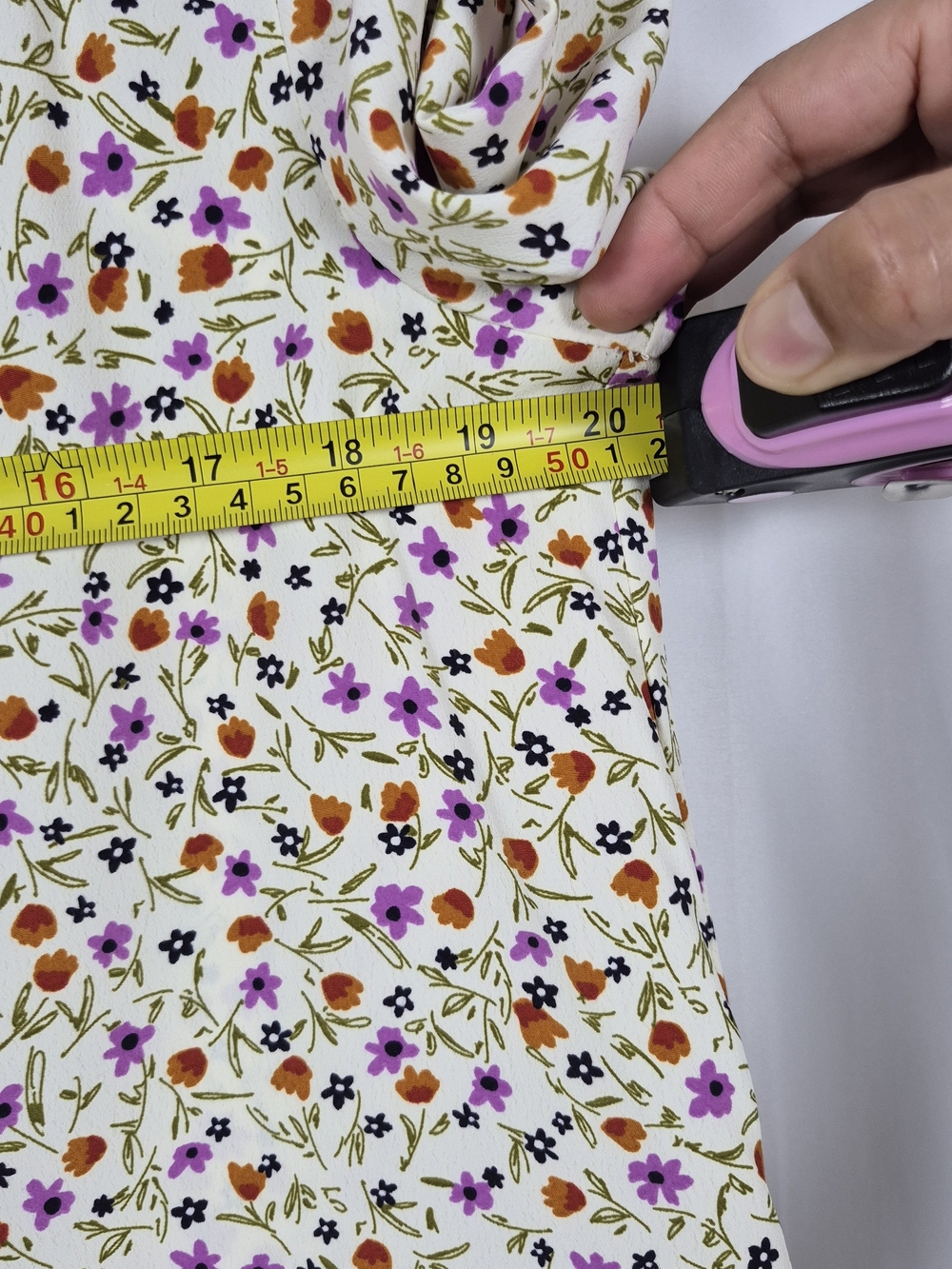 ⭐ Zara Cream Floral Print Long Sleeve Blouse XS - Picture 7 of 10